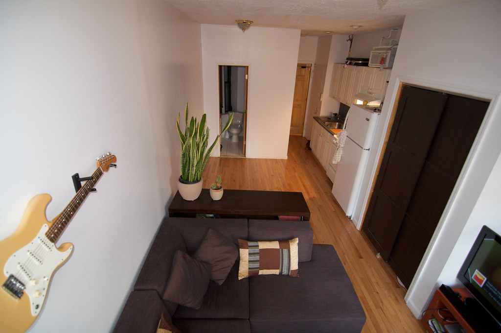 One bedroom New York Apartment I just got an ultrawide an… Flickr