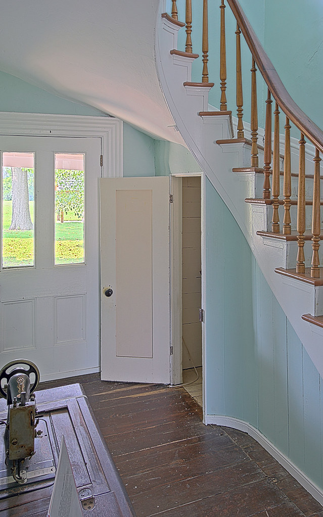 Old Saint Ferdinand Shrine, in Florissant, Missouri, USA … Flickr