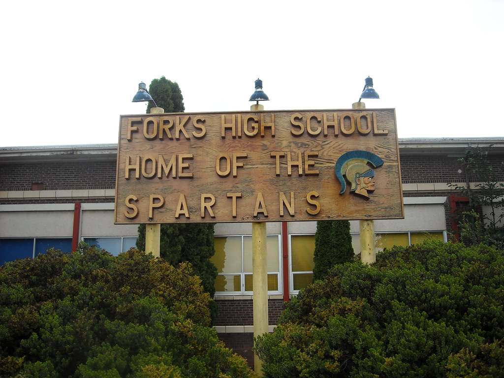 Forks High School Ewen Roberts Flickr