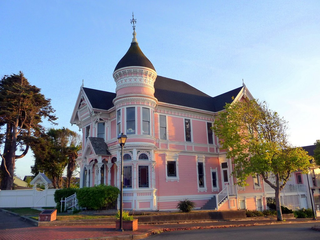 The Pink Lady Eureka Located on 2nd Street and M and acro… Flickr