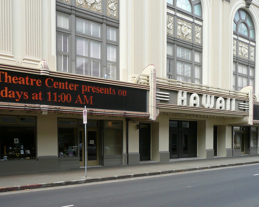 Honolulu, HI Hawaii Theater neon marquee (plus an LED) Flickr