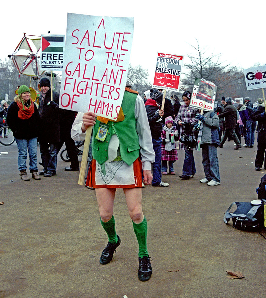 Gaza Demonstration Hyde Park Cornelius Horan dancing at th… Flickr