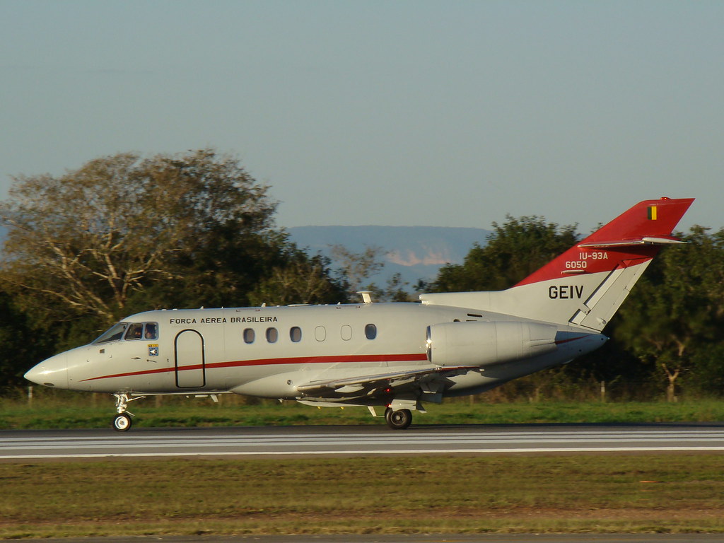 FAB 6051 / IU93A HS800XP HAWKER / GEIV GRUPO ESPECIAL DE… Flickr