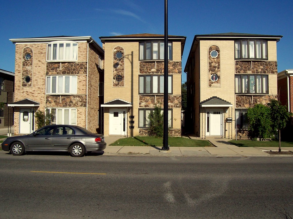 Midcentury Threeflats Chicago Sojourn has an excellent ar… Flickr