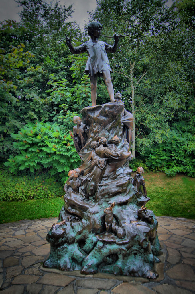 Kensington Gardens Statue of Peter Pan J.M. Barrie's Pet… Flickr