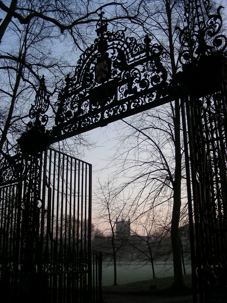 DSCN3152trinitygates William Connolley Flickr