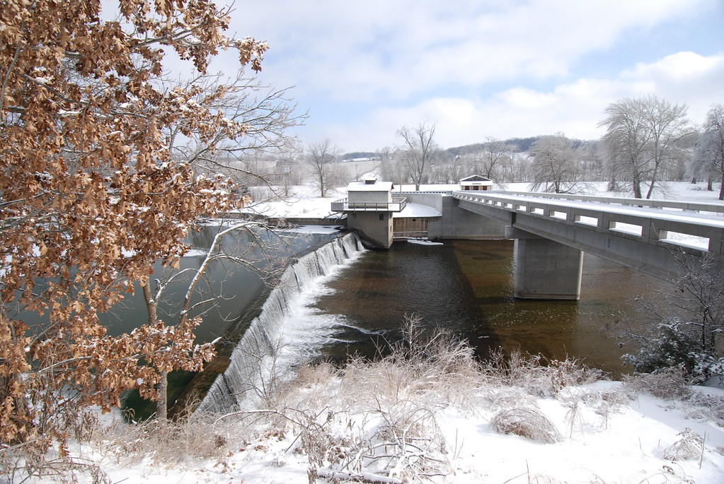 Riverdale Dam on the Finley River DAN & LEILA PARKER Flickr