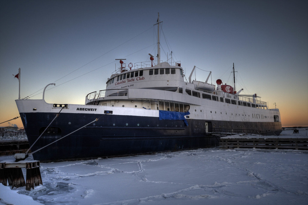 chicago yacht club Single image hdr, taken in the