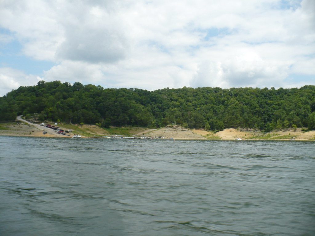 Lake Cumberland Boating on Lake Cumberland in KY during th… Flickr