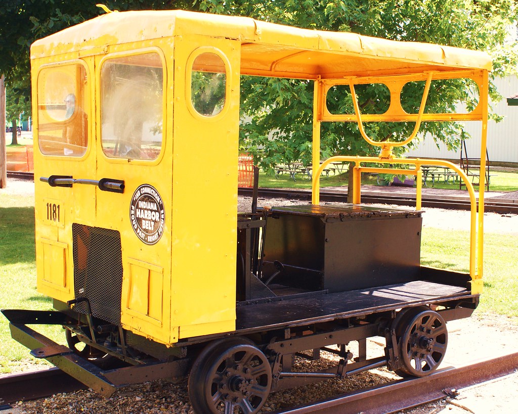 Rail Scooter Railroad Utility Vehicle on display at the Il… Flickr