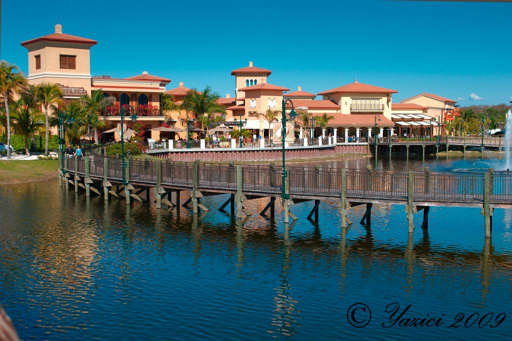 Coconut Point Mall 08 Coconut Point Mall, Estero, Florida.… Flickr