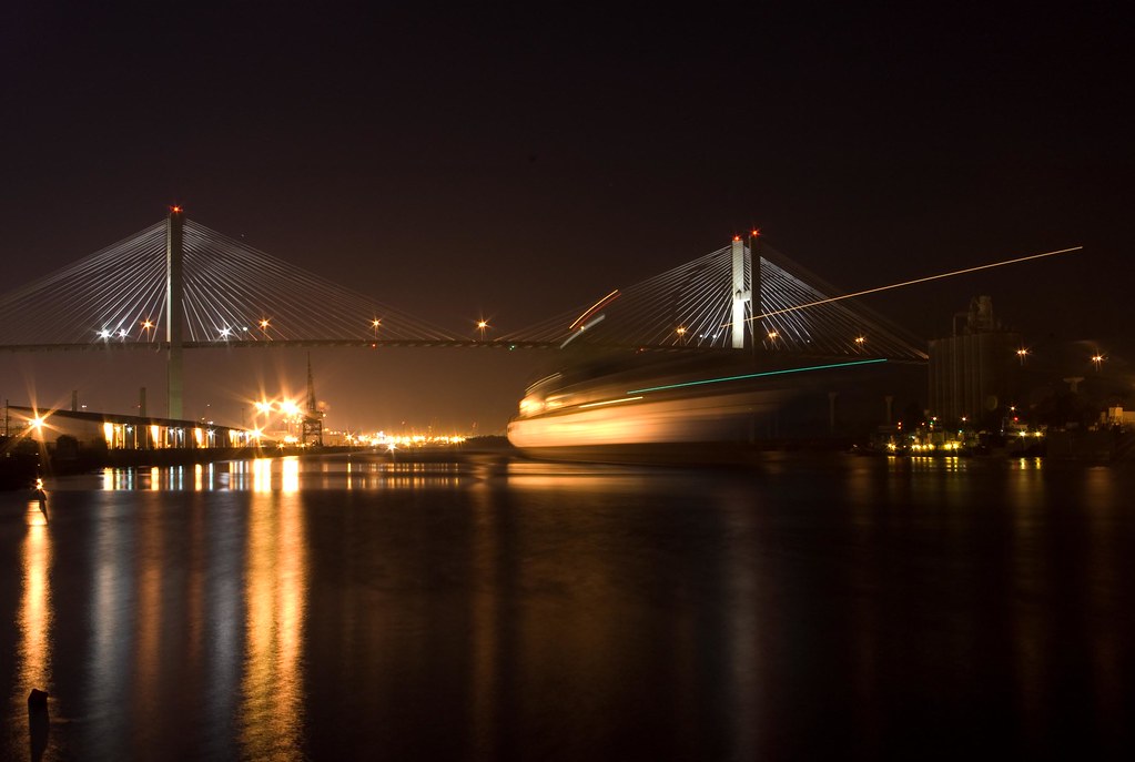 Savannah, Ga. riverfront This is a freighter with cargo co… Flickr