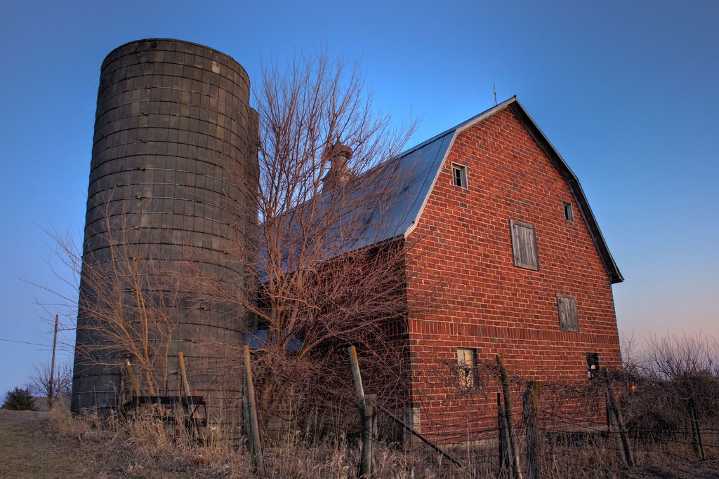 West Des Moines Barn HDR Barn on 60th street in West Des M… Flickr