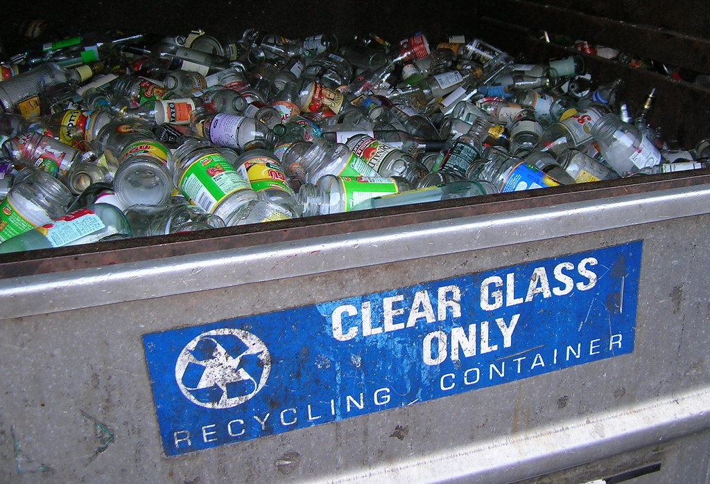 Clear Glass Recycling 2 auntjojo Flickr
