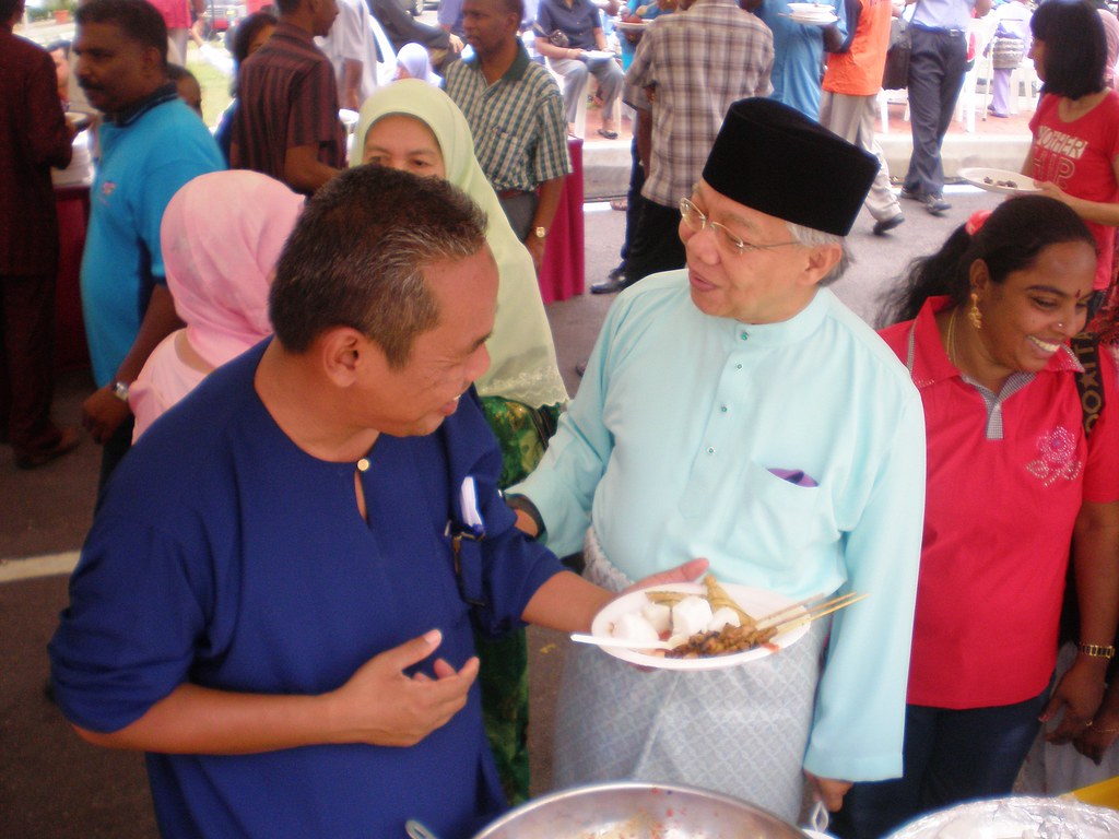 Gambar Ketika majlis rumah terbuka MB Selangor Tarikh
