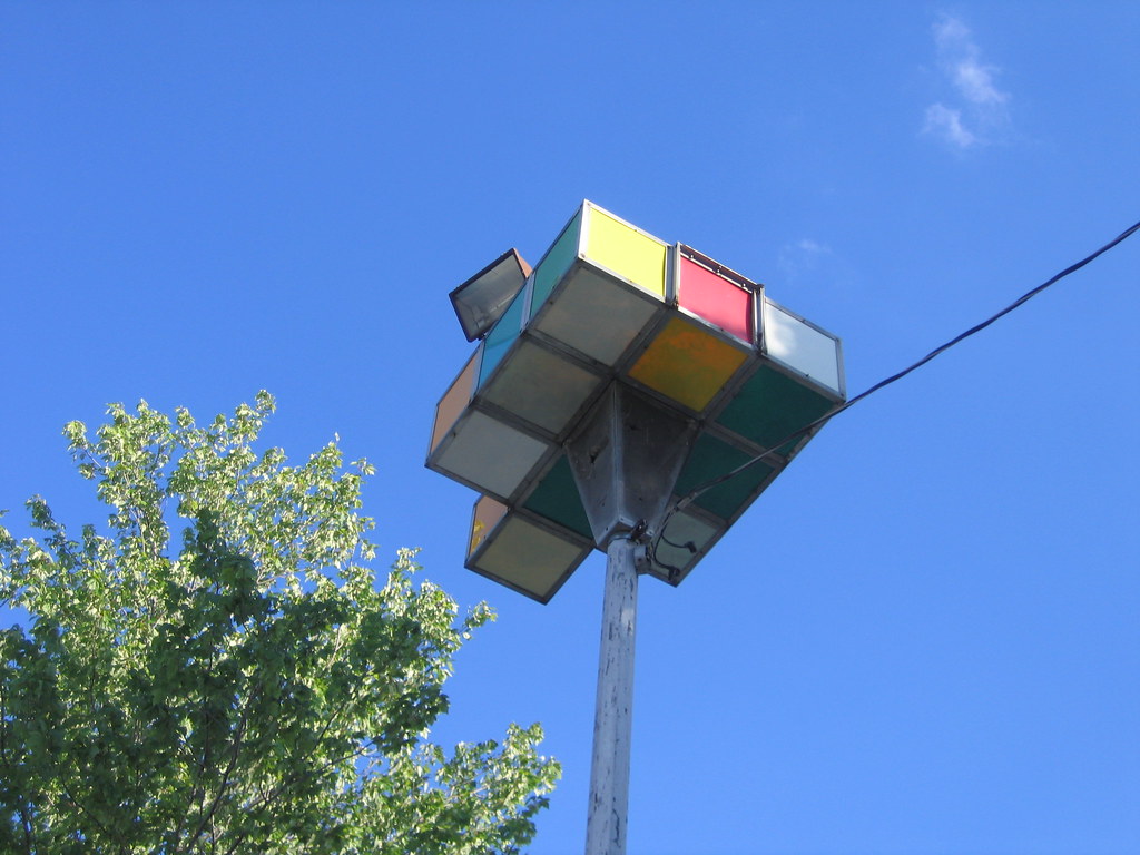 1964/65 New York World's Fair lights at Orange County fair… Flickr