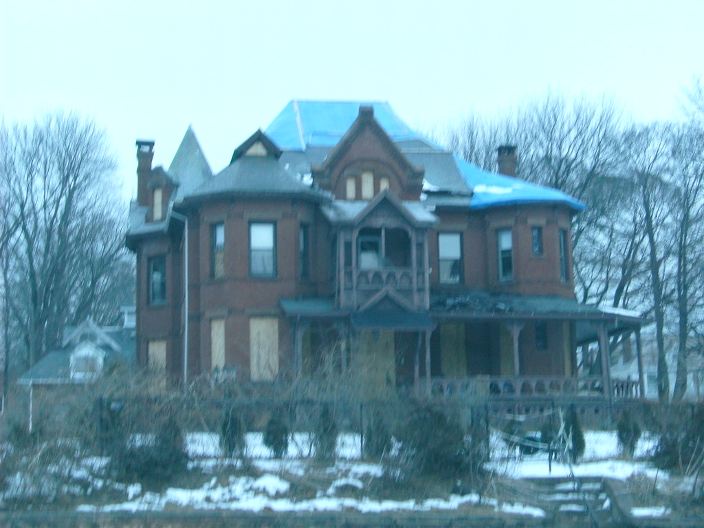 burnt house Holyoke MA January 2009 jmoonkey Flickr