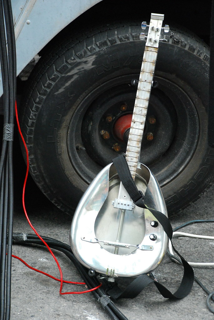 Bedpan Guitar Lorelei Muncey Flickr