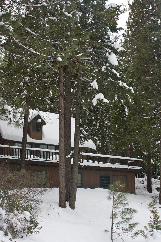 Hume Lake cabin kamundse Flickr