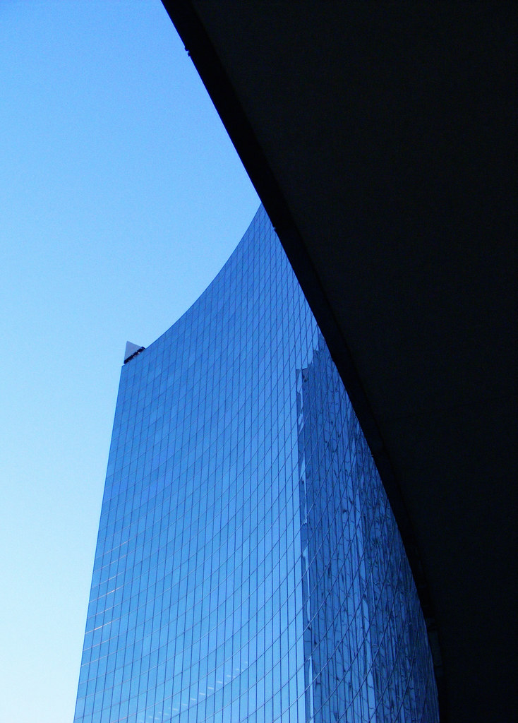 Ontario Hydro Building The elegantly curved Ontario Hydro … Flickr