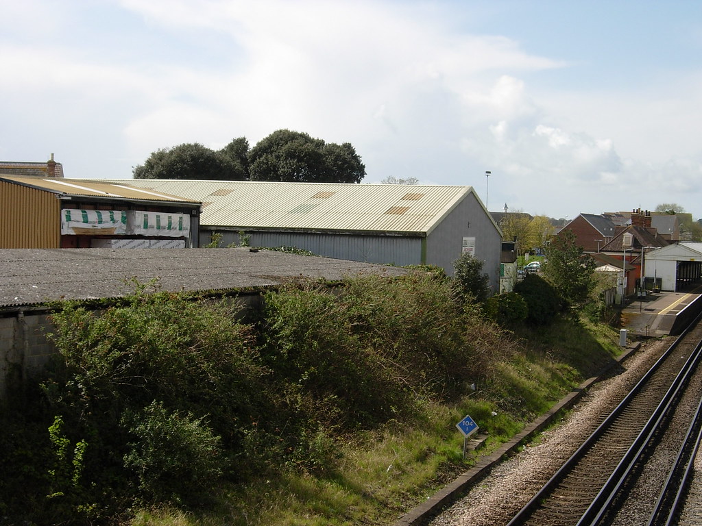 CHRISTCHURCH STATION FROM FAIRMILE RD. CHRISTCHURCH. DORSE… Flickr