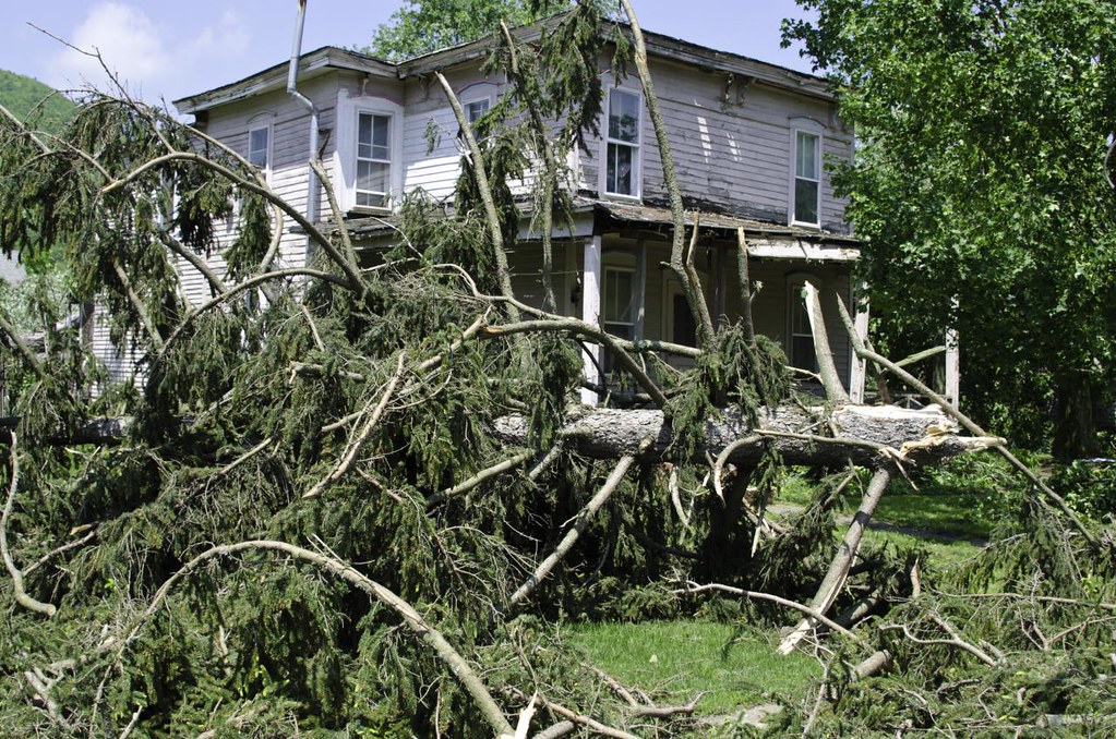 knoxville tornado damage26 Aftermath of the May 31, 2011 … Flickr