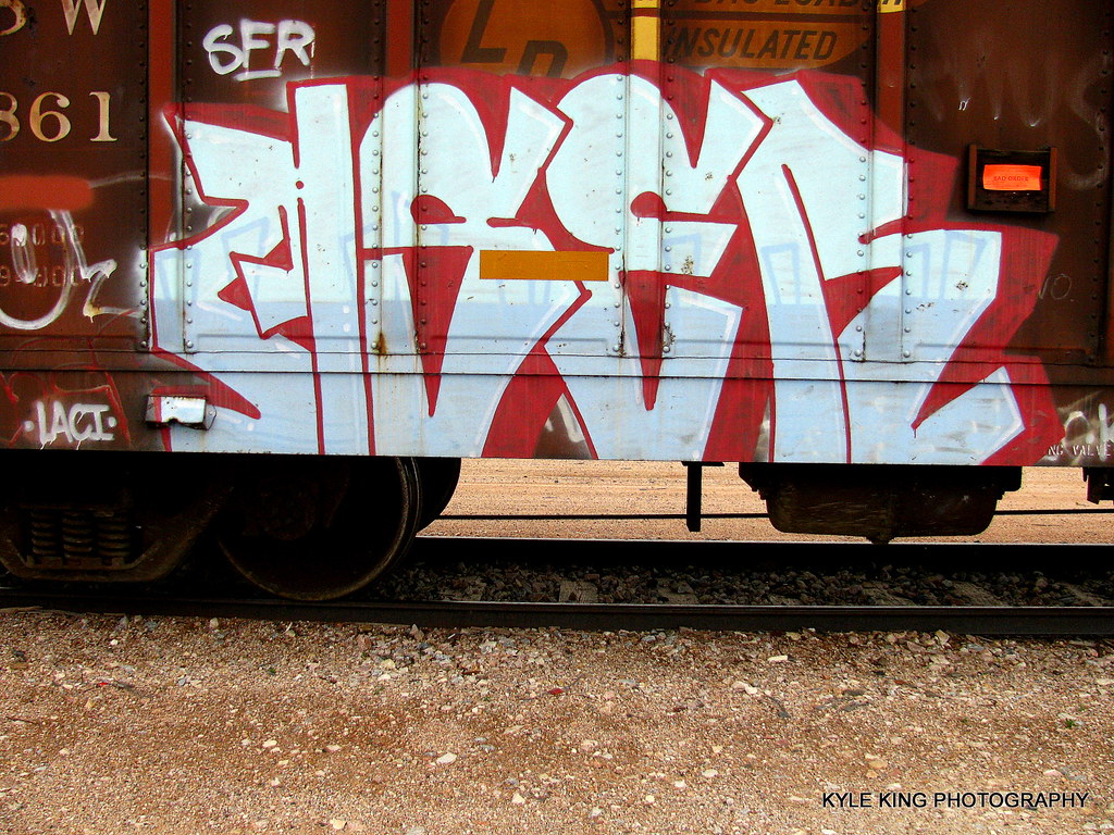 TRAIN GRAFFITI FORT COLLINS 6709 I'll have to admit, I r… Flickr