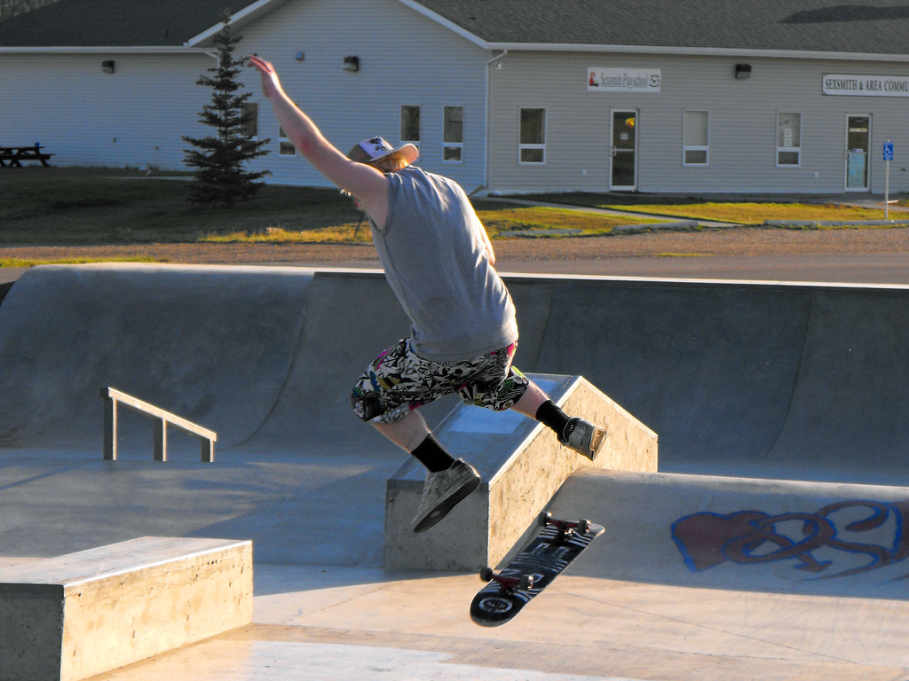101copy Jon, at the skatepark in Sexsmith, Alberta. Zakk ? Flickr