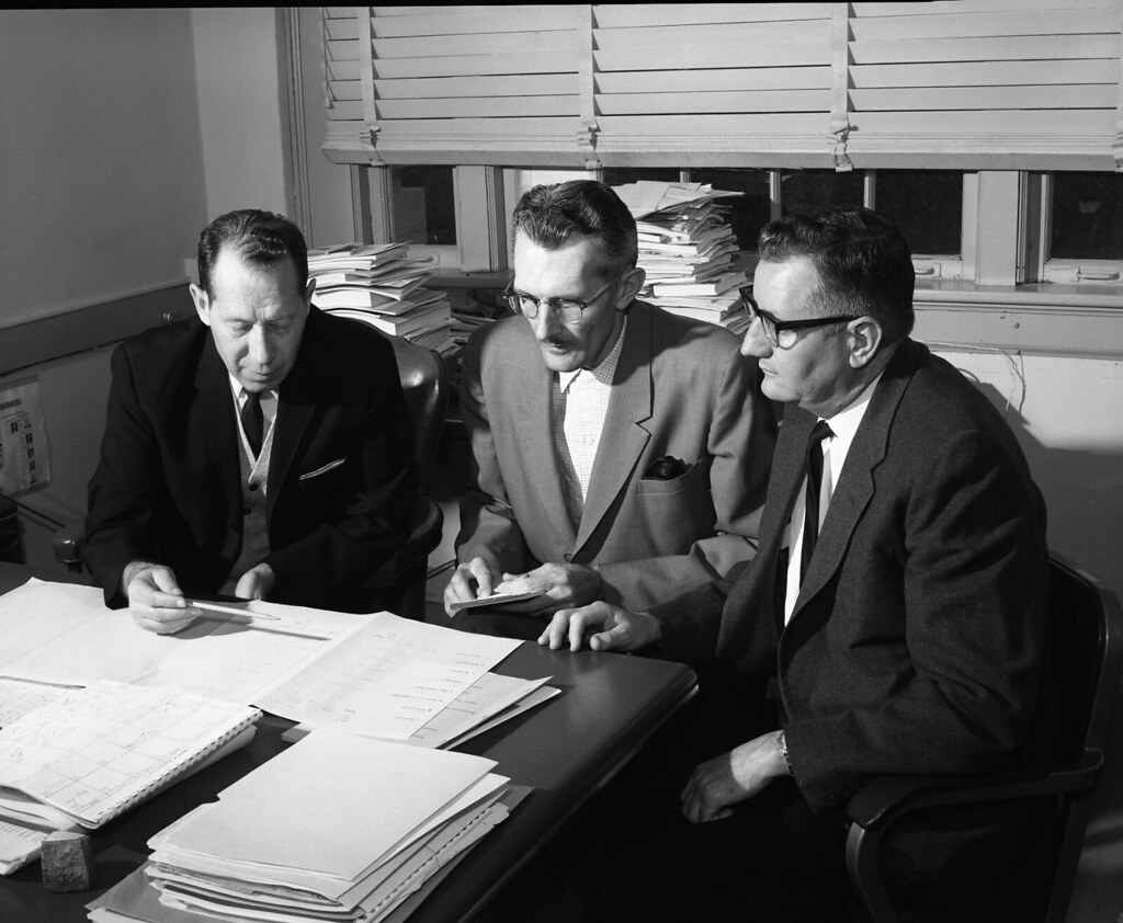 Harrington Signing Contract Title Harrington Signing Con… Flickr