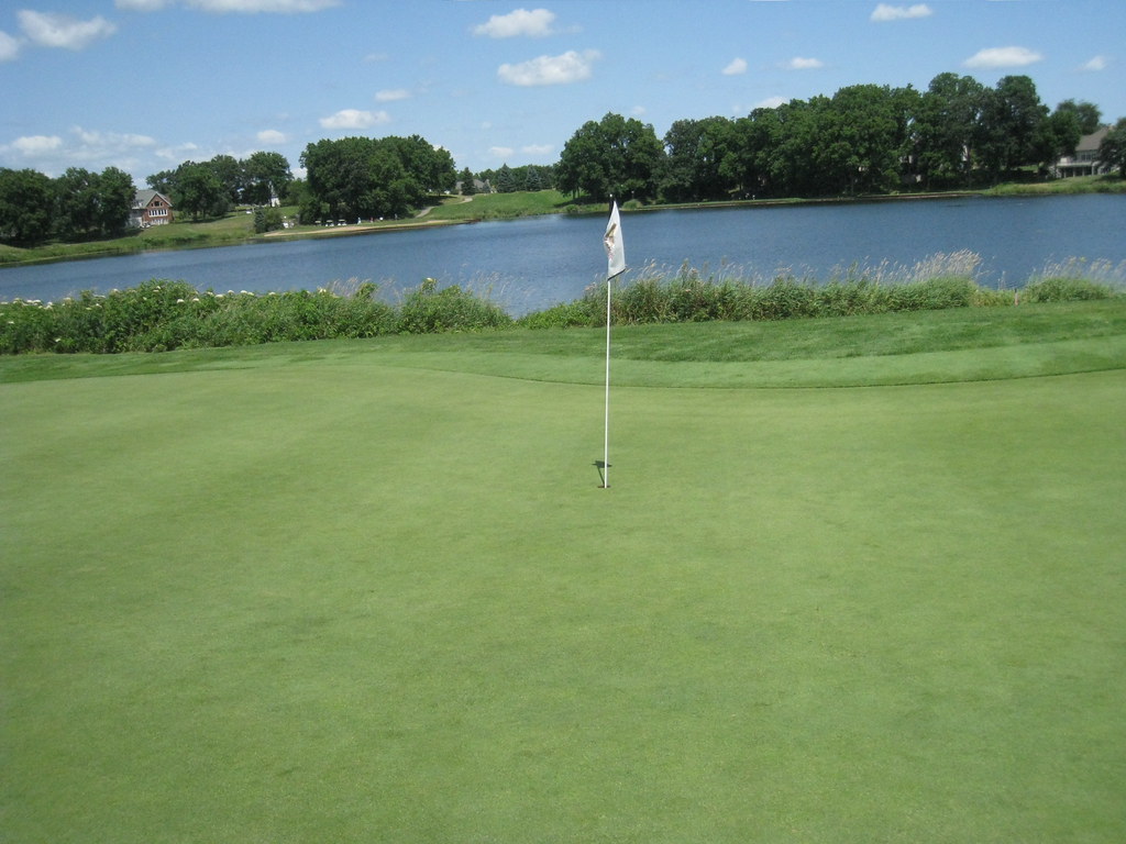 Chalet Hills Golf Club, Cary, IL Read my Chalet Hills Golf… Flickr