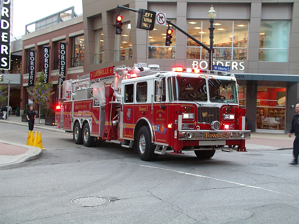 Louisville Fire Dept_001 Louisville Fire & Rescue Louisvil… Flickr