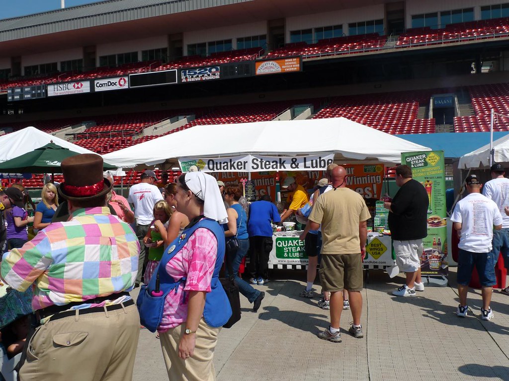 National Buffalo Wing Festival Photos from the National Bu… Flickr