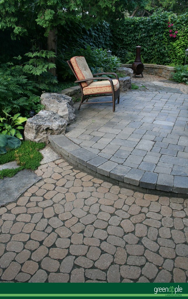 Green Apple Landscaping www.greenapple.ca Green Apple Landscaping