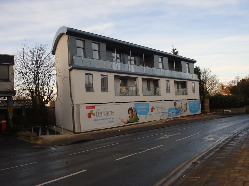 Springfield Road, Chelmsford. Flats on the site of the Ess… Flickr
