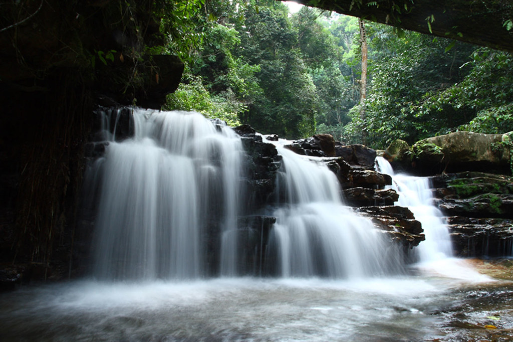 air terjun batu hampar pak ngah2009 Flickr
