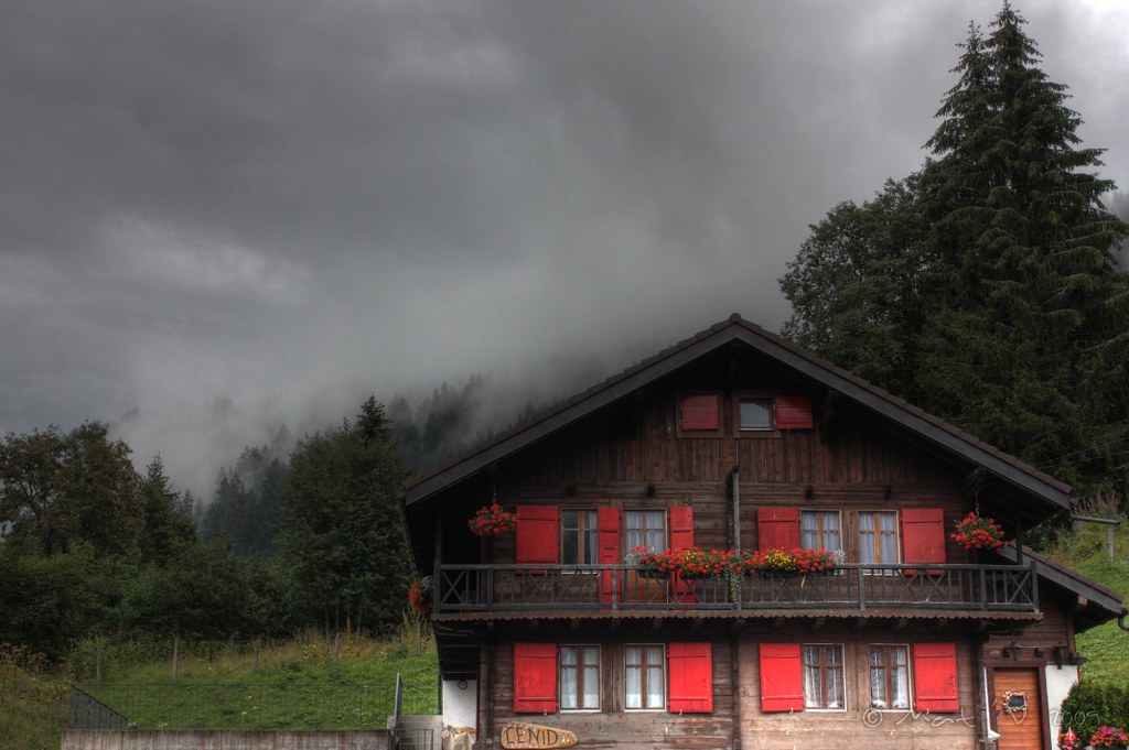 Chalet à en SuisseHDR Chalet à en Suisse,… Flickr