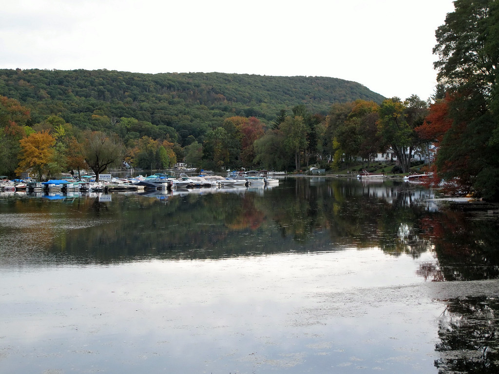 2009Oct8035 East Arm of Greenwood Lake NY Luke H. Gordon Flickr