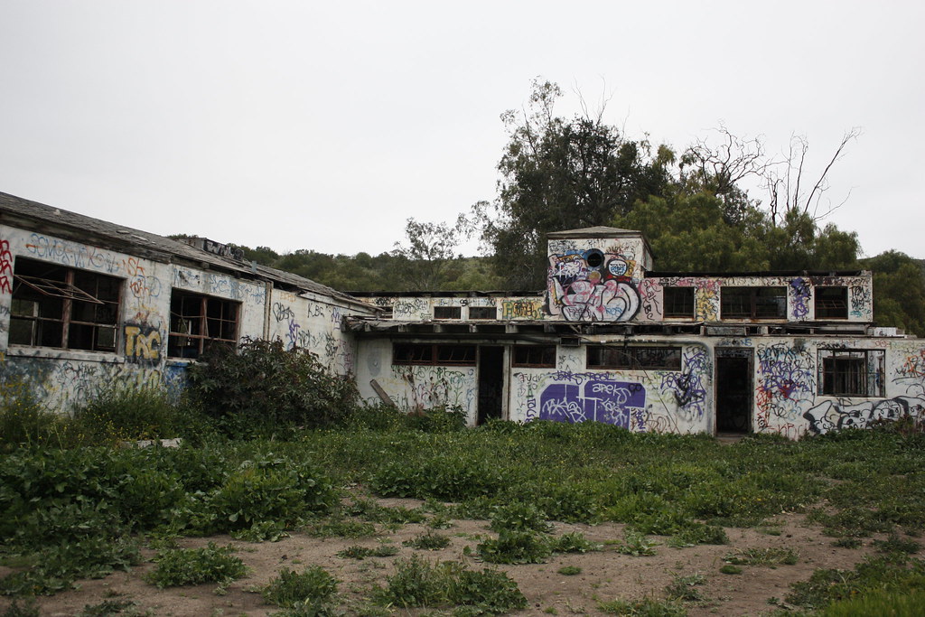 Scary Dairy The "Scary Dairy" is an abandoned dairy/ slaug… Flickr