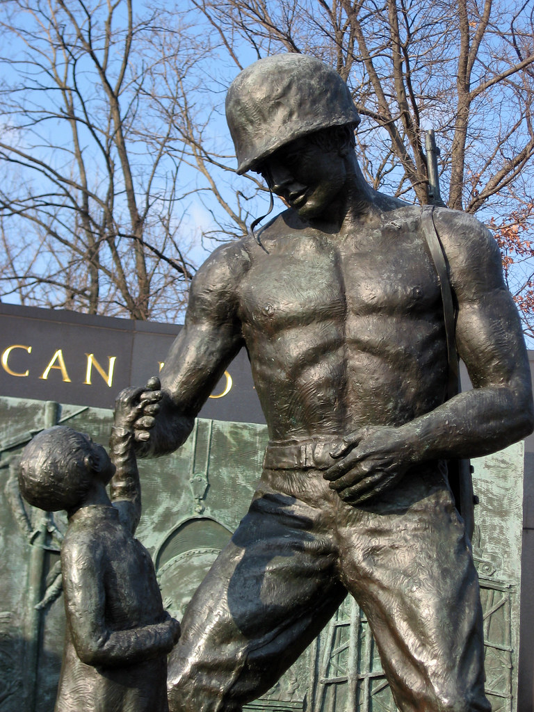 Memorial Bridge Statue One of the statues on the Virginia … Flickr