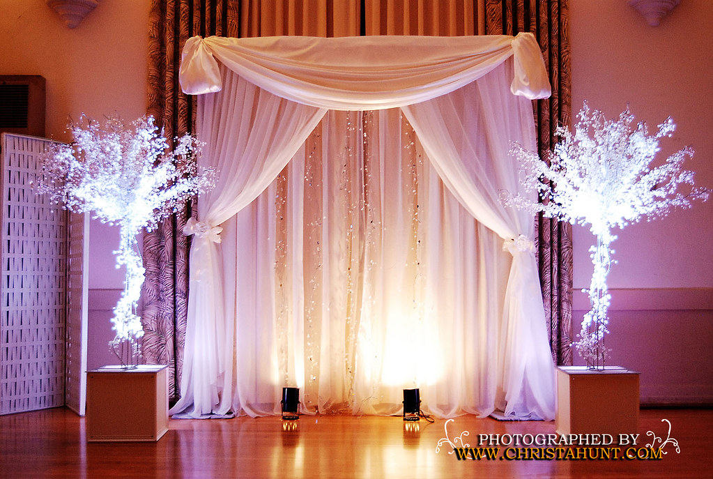 Altar backdrop, Crystal Trees with white uplights Fabric B… Flickr