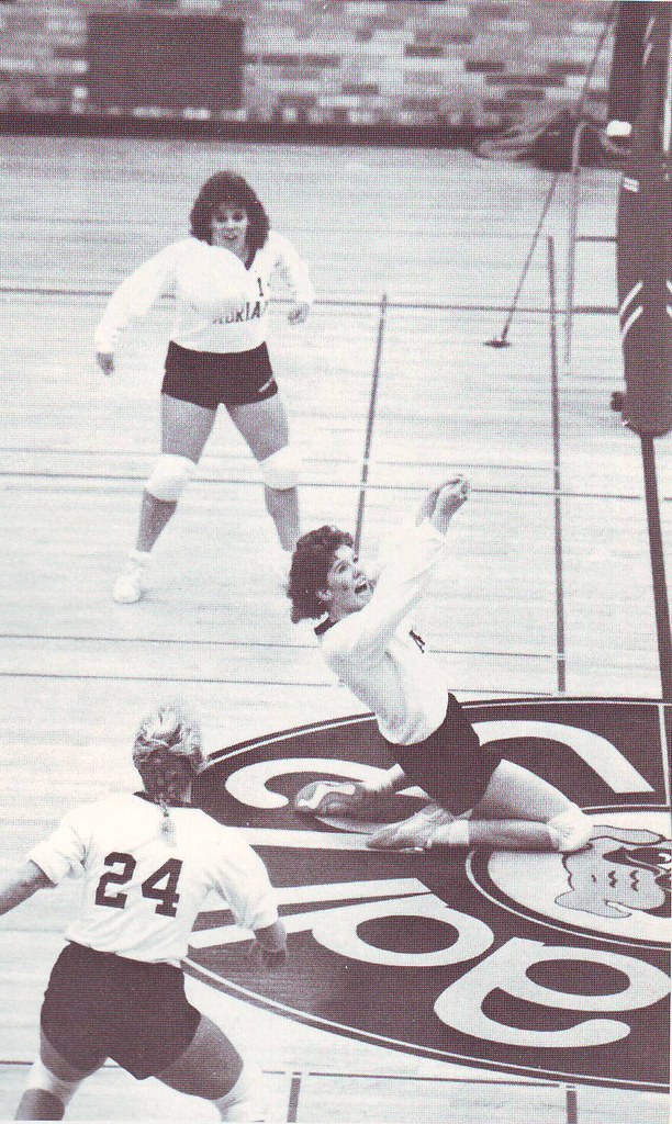 1986 Women's Volleyball, nice save Adrian College Shipman Library