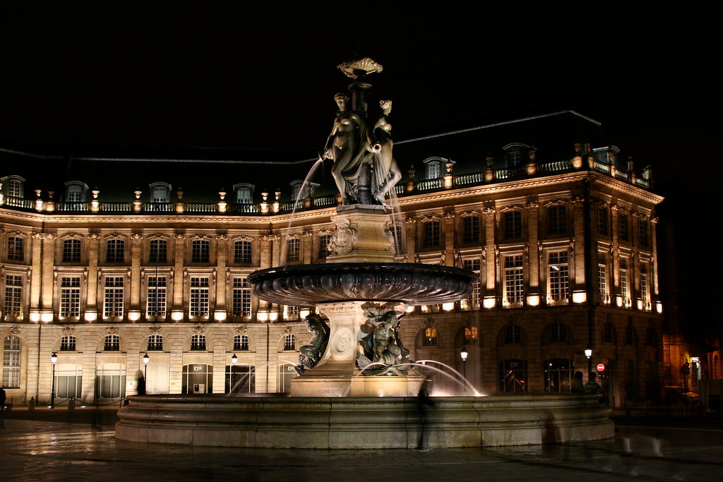 Place de la Bourse by night Véronique DebordLazaro Flickr
