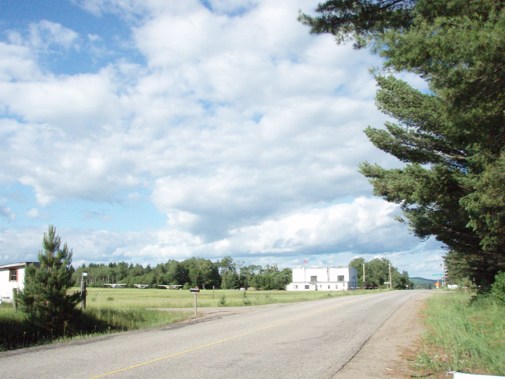 P7040048 The Emsdale Airport Brandon McGregor Flickr