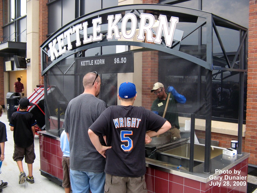 Citi Field, 07/28/09 everybody loves Kettle Korn, even Da… Flickr