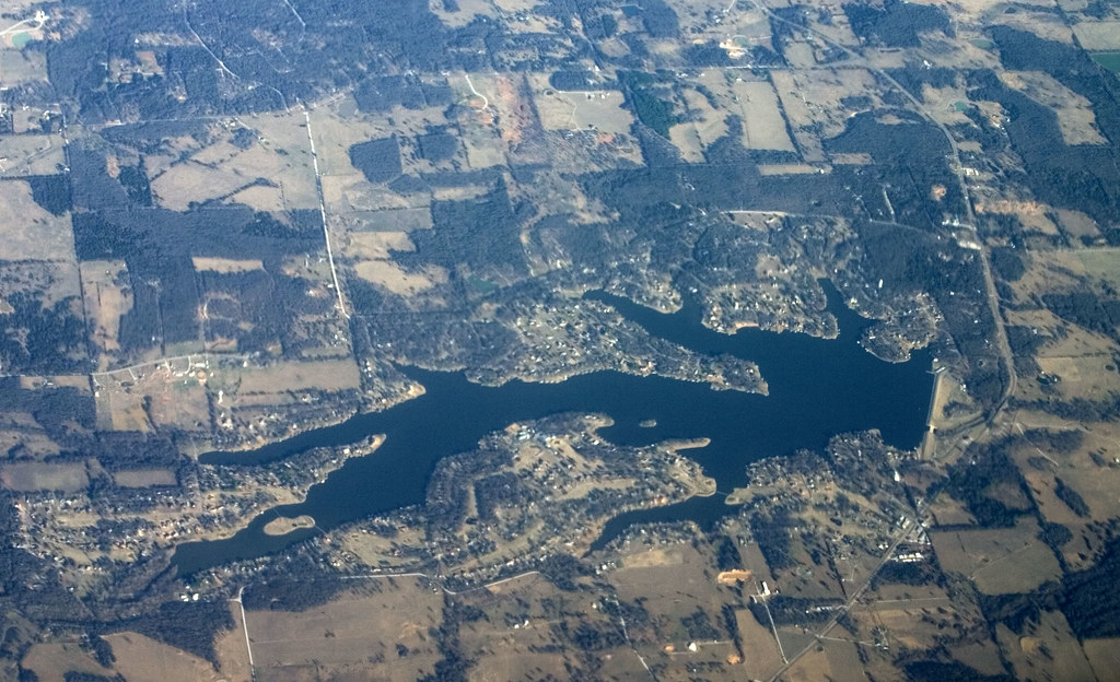 Lake Kiowa Lake Kiowa near Woodbine, Texas zeesstof Flickr