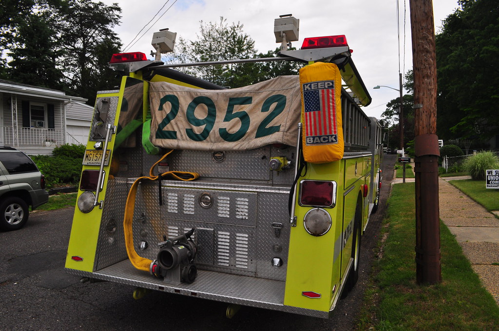 Cecil Fire Company Engine 2952 1990 Pierce Triborough Flickr