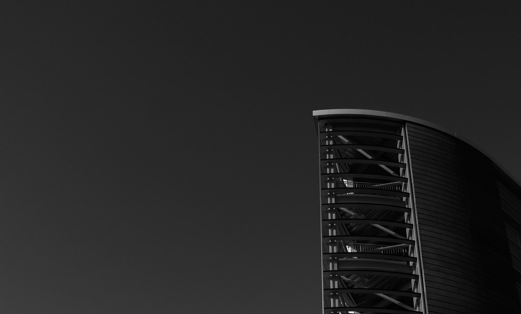 Sir Ainslie´s tower Sir Ben Ainslie´s facilitiesfor the Am… Flickr