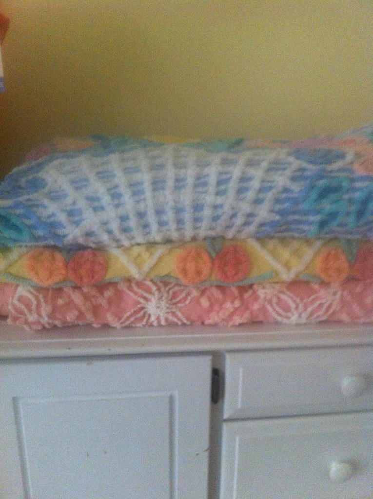 Vintage chenille bedspreads My three favorite chenille bed… Flickr