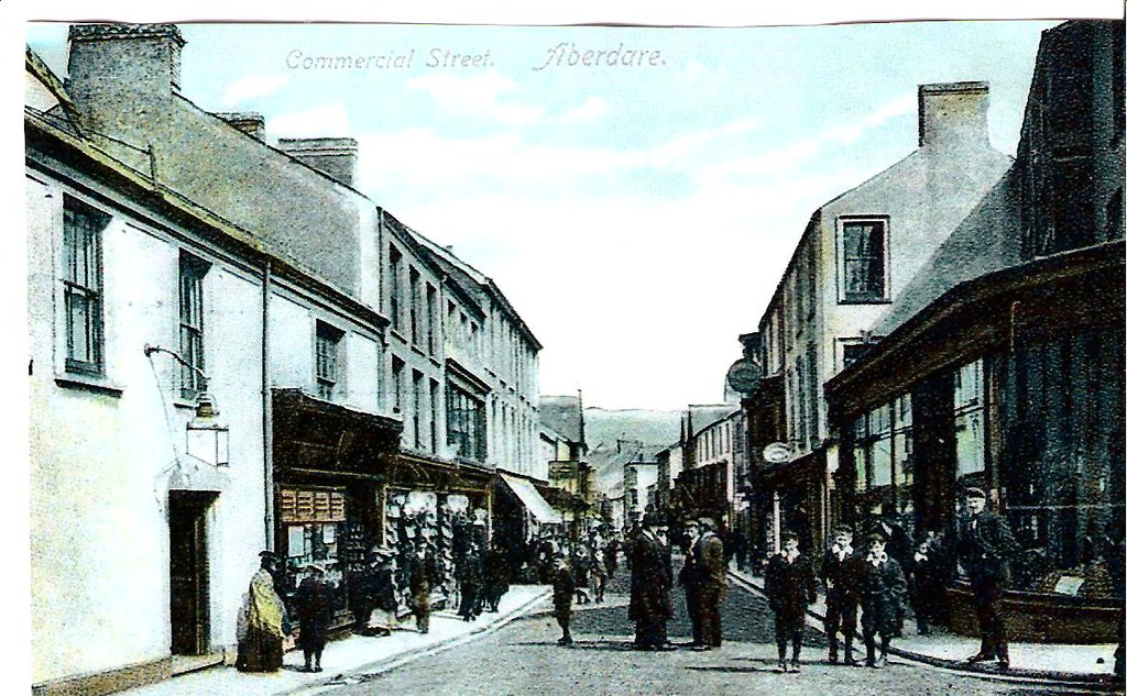 Commercial Street. Aberdare. Cynon Valley. PAST TIMES (South Wales
