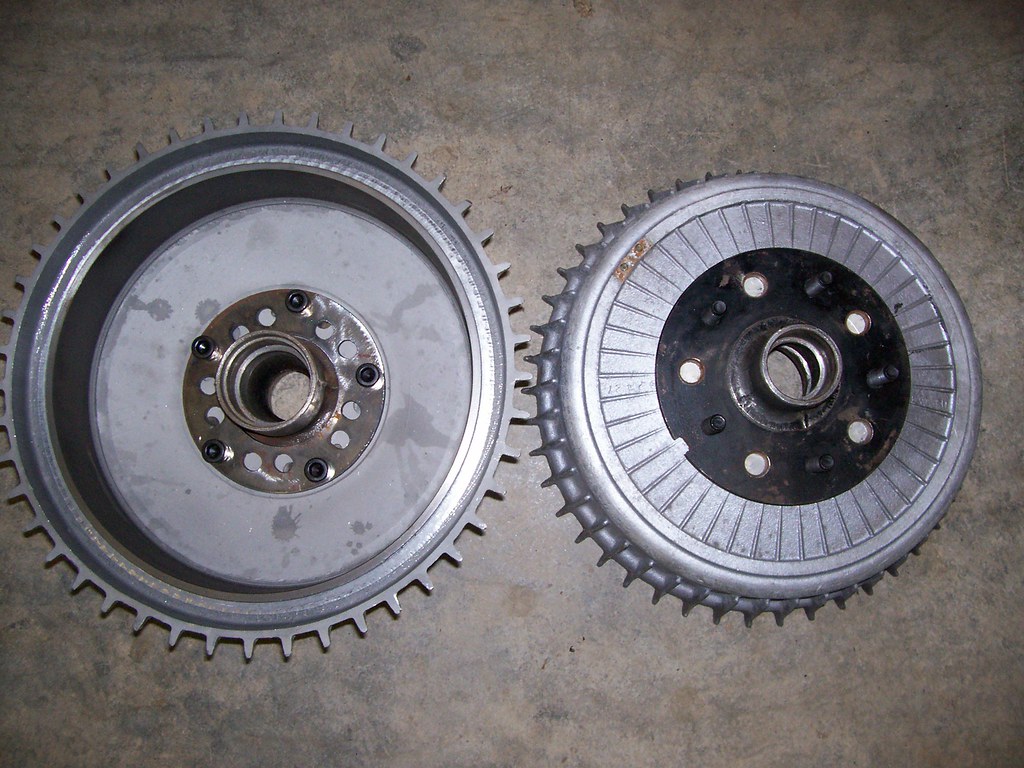 01Parts19Drums WFord Hubs Buick aluminum brake drums ada… Flickr